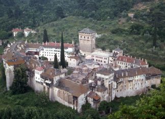 Васељенски патријарх одмахнуо руком када су му поменули аутокефалност Црногорске цркве