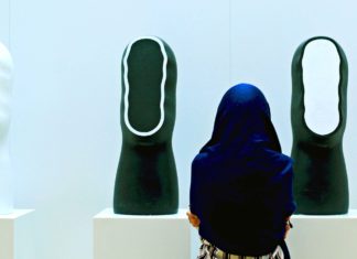 Изолација, ванредно стање, тешко вам пада останак код куће? Зашто не искористите време за обилазак светских музеја?