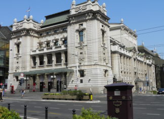 Први Хандкеов комад у Народном позоришту