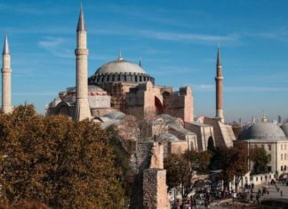 Турска влада захтева изјаву оданости од мањинских верских група