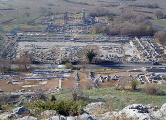 Св. ап. Павле и робиња у Филипима