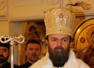 Свештеник Угрин Поповић: „Ћути, стегни свој тоалет папир и погни главу, јер Корона све види и све кажњава!“