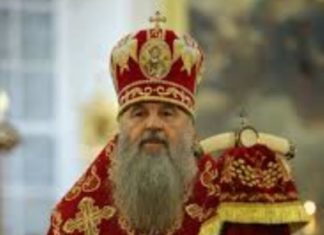 У ПЕТЕРБУРГУ ЗАТВОРЕНИ ХРАМОВИ ЗА ПАРОХИЈАНЕ НА СТРАСНУ СЕДМИЦУ И ВАСКРС