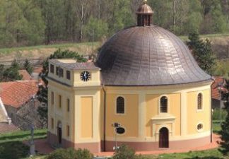 У Сремским Карловцима први пут у европској дипломатији употребљен округли сто на преговорима у тзв. Капели мира