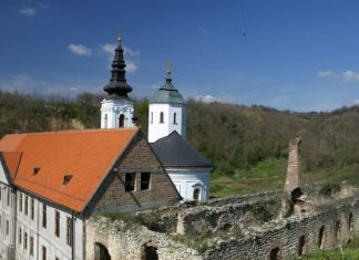 Манастир Кувеждин