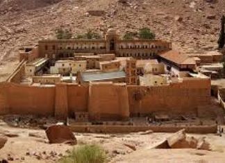 Зашто чак ТРИ РЕЛИГИЈЕ ВЕKОВИМА ЧУВАЈУ НАЈСТАРИЈИ МАНАСТИР?