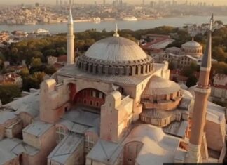 Свештеник Владислав ЦИПИН: У историји Свете Софије од хиљаду и по година наступила је нова епохална промена