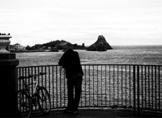 Ерих Фром: Препрека која смета да се научи умеће постојања, јесте препуштање празним, тривијалним разговорима