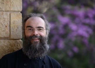 Протојереј Владимир Пучков: РАЗЛОЗИ ЗБОГ КОЈИХ МОНАСИ НАПУШТАЈУ МАНАСТИРЕ