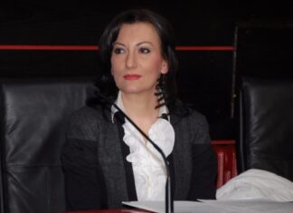 ЧУДО интервју – књижевница Марија МИКЕТИЋ: Страхујем да су Велике светске силе већ донеле пресуду и да се ми ту нећемо много ни питати