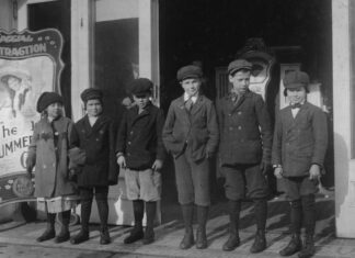 Ово није први пут да се светски лидери муче са одлуком да ли да школе буду отворене у време пандемије