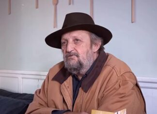 ПЕТАР БОЖОВИЋ: Где је, уопште, човек данас? Васпитаван је у потрошачком друштву и преко телевизије, па категорију сиромаштва не схвата као „немам да једем“