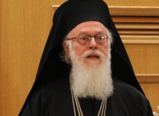 Архиепископ Анастасије Јанулатос: Божанска Евхаристија артикулише живот