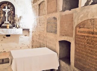 Крипта у којој почивају заповедници Петроварадинске тврђаве