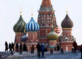 Најпрепознатљивији симбол Москве: Занимљивости о чувеној цркви светог Василија Блаженог