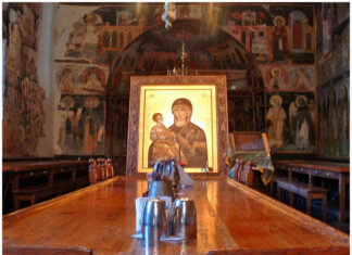 Чуда Пресевете Богородице на Атосу