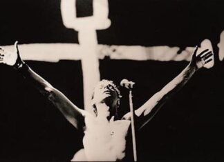 Како је вођа групе „Depeche mode“ постао православац!