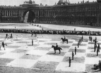 Џиновска табла и живе фигуре: Како је изгледала најнеобичнија шаховска партија