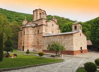 Српска средњовековна архитектура: Најрепрезентативније грађевине моравске стилске групе