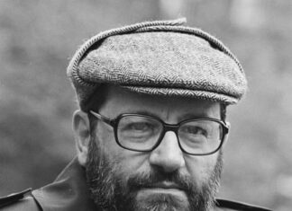 Умберто Еко о лажима и манипулацијама у новинарству