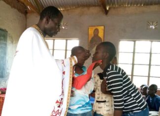 ЧУДО ИНТЕРВЈУ – Отац Агапиос – Хабил Липеса Омукуба: Постао сам просијак борећи се за ову децу