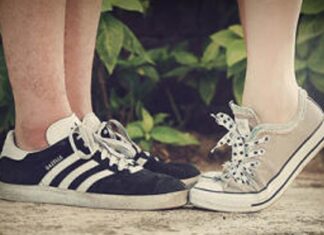 Ратко Петровић: Истинита песма