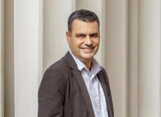 „ПОЈМОВНИК“: СЛОБОДАН ВЛАДУШИЋ – ОД АГАПЕ И ЕРОСА СУРВАЛИ СМО СЕ ДО ЉУБАВИ ПРЕМА САМОМ СЕБИ