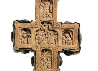 Митрополита Никанора крст из 1551, један од најстаријих очуваних ручних крстова