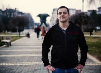 Богдан Богдановић: КОРОВ