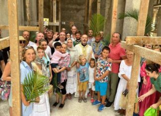 Подигнут први православни храм на Kарибима (ФОТО ГАЛЕРИЈА)