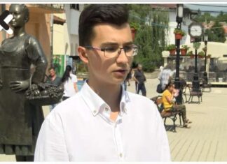 Душан Јовић – млади генијалц којим се поносимо: “ИСТОРИЈА ЈЕ УЧИТЕЉИЦА ЖИВОТА, МОРАТЕ ЈЕ УЧИТИ И ВОЛЕТИ”