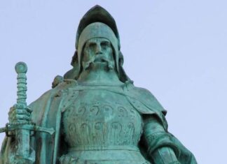 Kако је Јанош Хуњади одбранио Београд, а због чега се каже „Kасно Јанко на Kосово стиже“? Епски мађарско-српски јунак