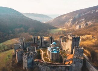 Већину фресака у Манасији Турци су оскрнавили: Због једног чуда фреску Архангела Михаила нису смели
