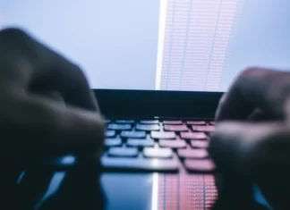 Свештеник Стеван Стефановић: Сајбер и вајбер свештеници