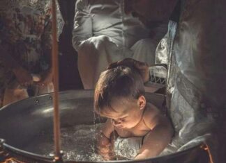 Епископ Атанасије Јевтић: Крштење као почетак истинског живота у цркви