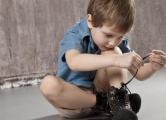 Не чини уместо детета оно што може да уради и само