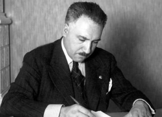 Од опанчаревог сина до дипломате