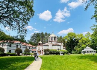 Патријарх Павле пре 30 година спасао српски манастир у Америци, данас у њега по лек долазе оболели од канцера!