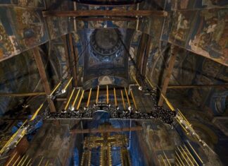 Милован Балабан: Високи Дечани – Небо на земљи