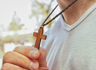 Андреи Деснитски: Узми свој крст