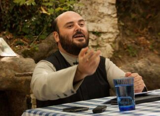 Свештеник Хараламбос Пападопулос: Дозволите Богу да сања у вама