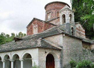 ИМА ЛИ НАШЕ ЈЕДНОВЕРНЕ БРАЋЕ, ПРАВОСЛАВНИХ ЦРКАВА, ШКОЛА И СВЕШТЕНИКА У СЕВЕРНОЈ АЛБАНИЈИ?