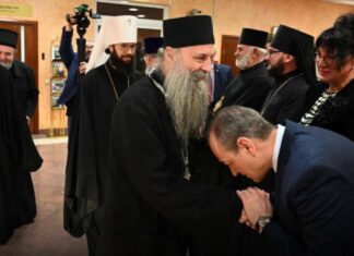 Патријарх српски Порфирије допутовао у Москву