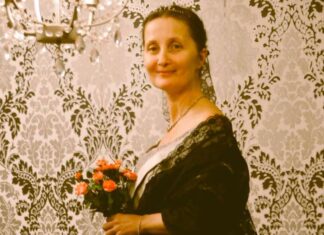 Књижевница Гордана Влајић: МЕЛЕМНЕ ПОРУКЕ