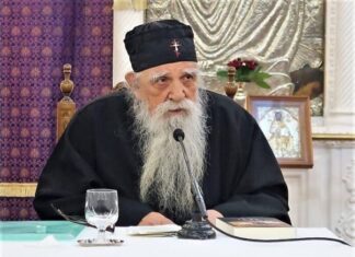 Свештеник Стефан Анагностопулос: ИСТИНСКО ДУХОВНО СЛУЖЕЊЕ