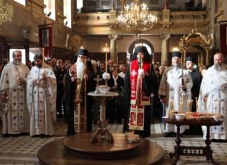 Света Литургија и парастос у Саборном храму у Новом Саду