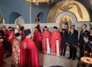 Литургија и помен Патријарху Иринеју у Крипти Храма Светог Саве