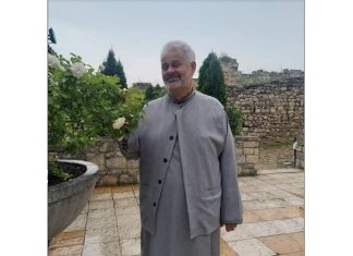 Протојереј проф. др Љубивоје Стојановић: РАДУЈМО СЕ – ХРИСТОС ВОСКРЕСЕ!