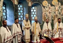 Патријарх Порфирије на Васкрс: Волимо све људе! Господ дарује живот свима!