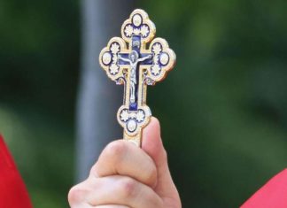 Верски квази-аналитичари